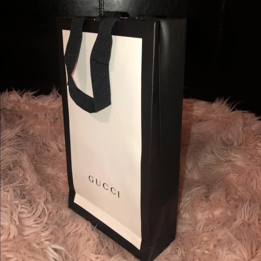 **SOLD** black and white gucci shopping bag - Picture 1 of 3